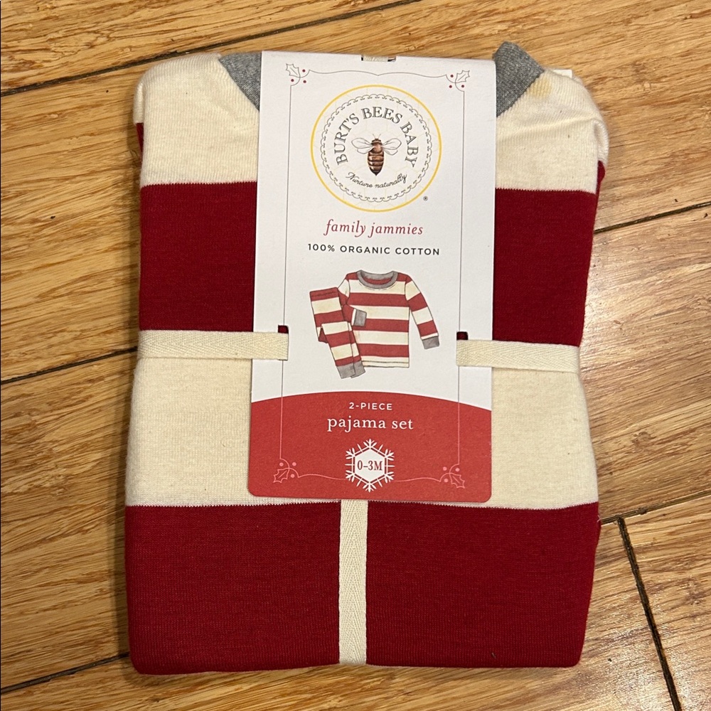 Burt's Bees Cozy Baby Striped Red and Cream Pajama Set 0-3 Months NWT